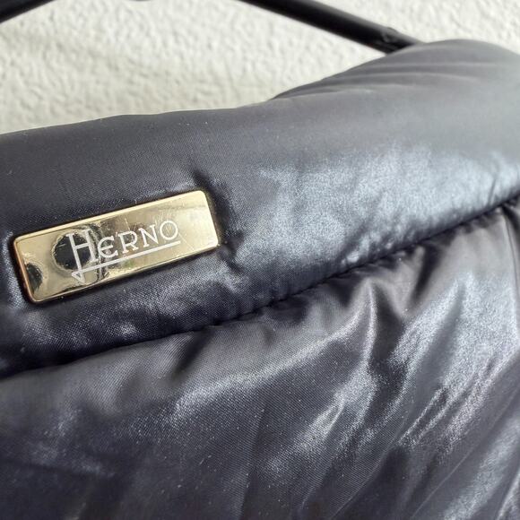 Herno Iconico Emelia Puffer Cape EU 48 US 12 Black Down Vest Short Sleeve Snap - Picture 11 of 11